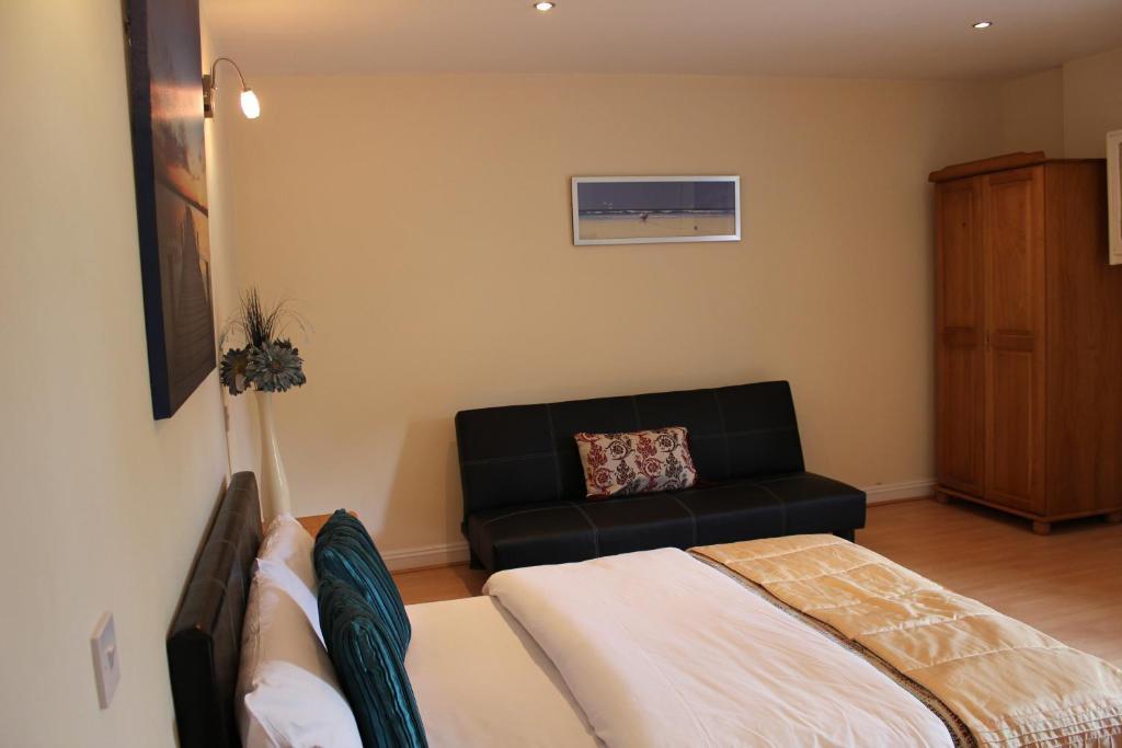 Remarc Guest House Takeley Εξωτερικό φωτογραφία